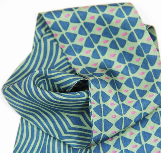 Bandeau Calypso Marine 100% soie - Les belles vagabondes - bobibeloBandeau Calypso Marine 100% soie - Les belles vagabondes – SA vintage – bobibelo