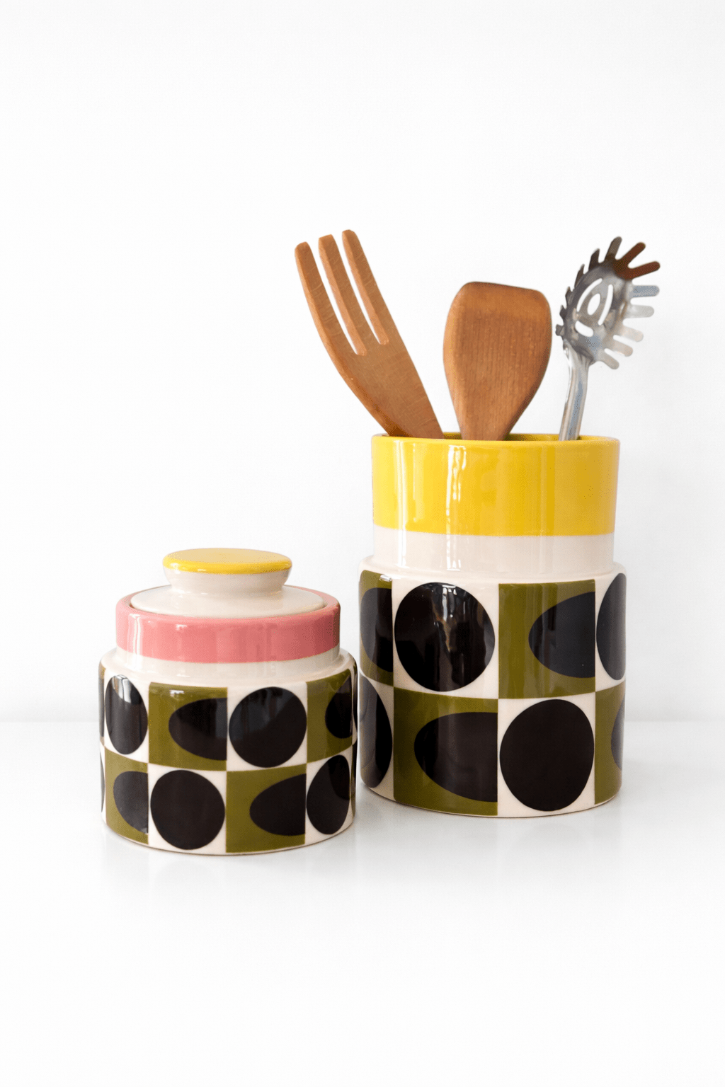 Pot à ustensiles design en céramique – Orla Kiely - bobibeloPot à ustensiles design en céramique – Orla Kiely – Vaisselle vintage – bobibelo