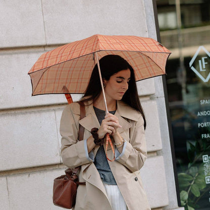 Mini parapluie pliable avec housse et bandoulière – UPF50+