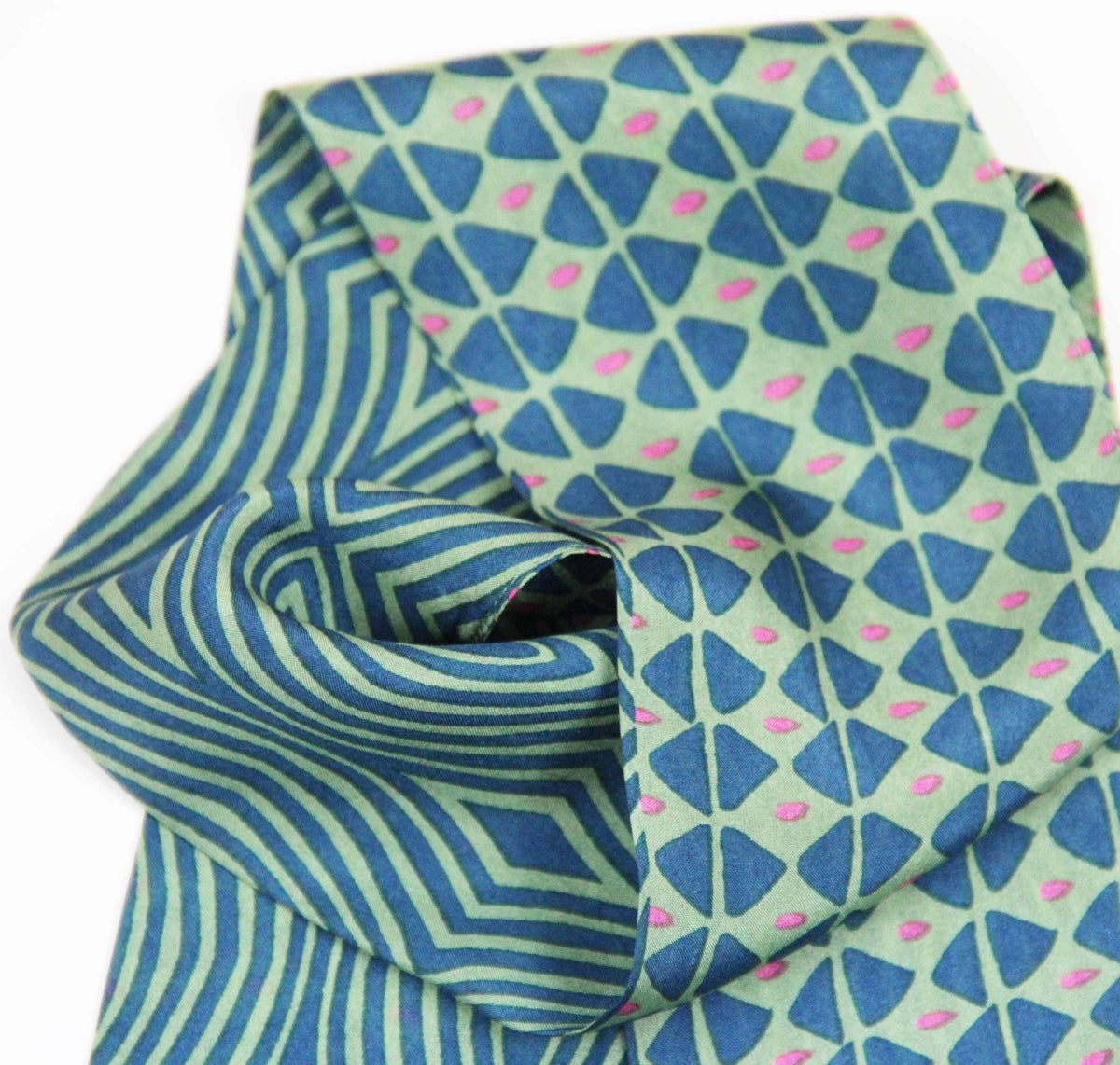 Bandeau Calypso Marine 100% soie - Les belles vagabondes - bobibeloBandeau Calypso Marine 100% soie - Les belles vagabondes – SA vintage – bobibelo