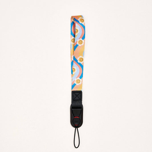 Dragonne poignet appareil photo – Time Lens - bobibeloDragonne poignet appareil photo – Time Lens – SA vintage – bobibelo