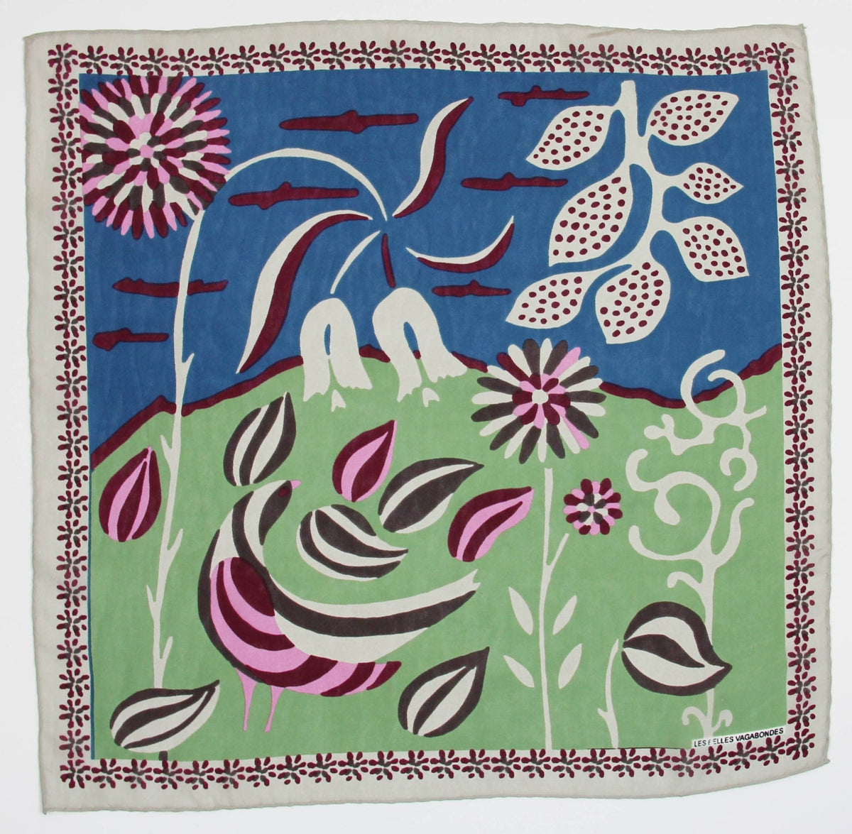 Foulard en soie 50 x 50 cm - Mini Birdy Beige-Les Belles Vagabondes - bobibeloFoulard en soie 50 x 50 cm - Mini Birdy Beige-Les Belles Vagabondes – SA vintage – bobibelo