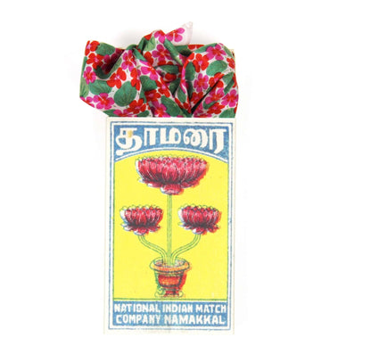 Foulard en soie 50 x 50 cm – Mini Capucine Fuchsia - Les Belles Vagabondes - bobibeloFoulard en soie 50 x 50 cm – Mini Capucine Fuchsia - Les Belles Vagabondes – SA vintage – bobibelo
