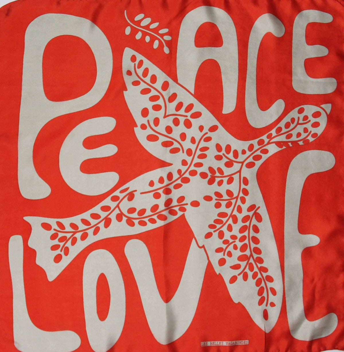 Foulard en soie 50 x 50 cm -Mini Peace and Love Orange -Les Belles Vagabondes - bobibeloFoulard en soie 50 x 50 cm -Mini Peace and Love Orange -Les Belles Vagabondes – SA vintage – bobibelo