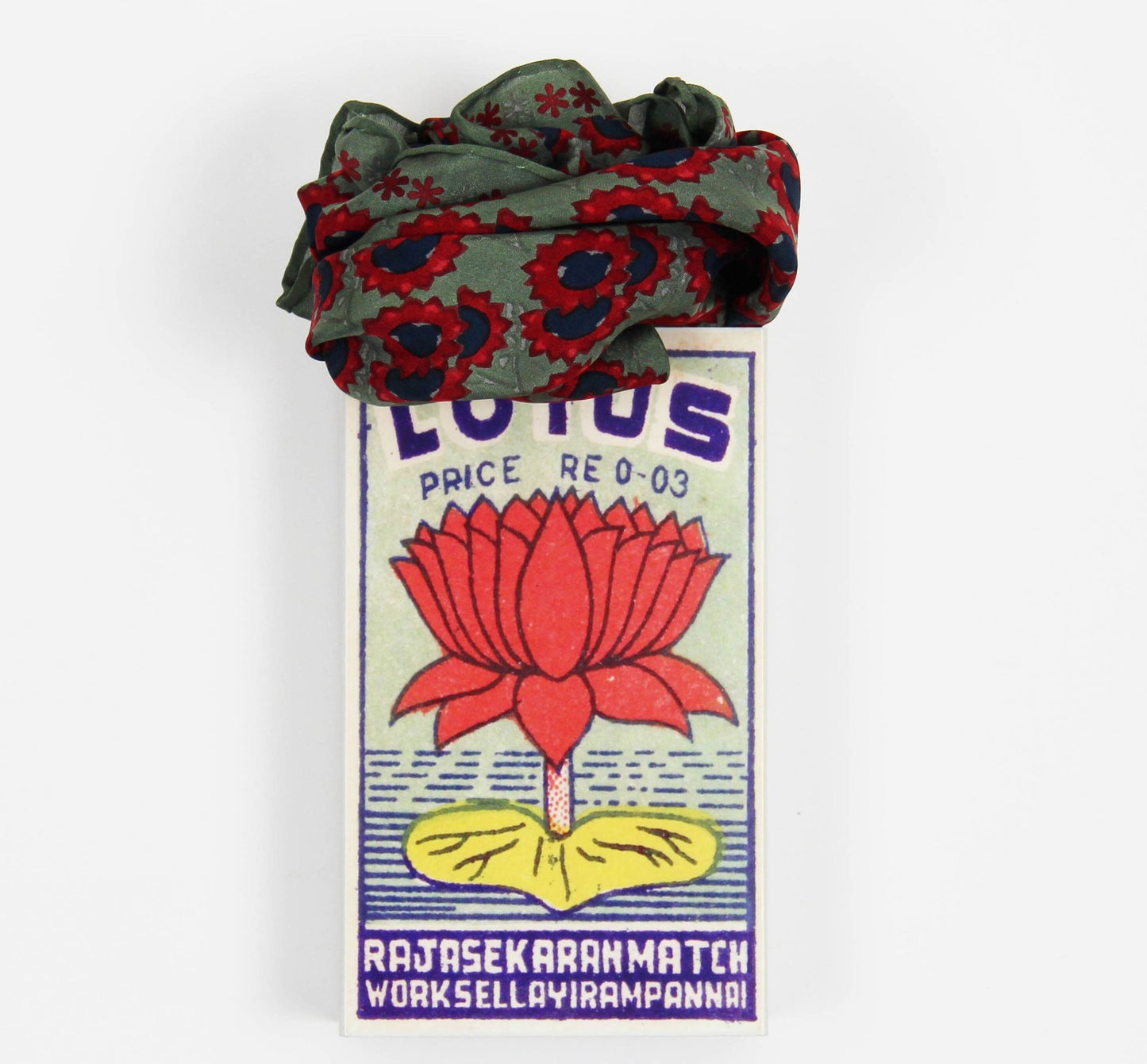 Foulard en soie 50 x 50 cm - Mini Tournesol Kaki-Les Belles Vagabondes - bobibeloFoulard en soie 50 x 50 cm - Mini Tournesol Kaki-Les Belles Vagabondes – SA vintage – bobibelo