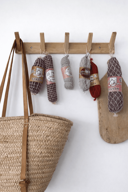 Saucisse sèche aux cèpes bordelais en laine - bobibeloSaucisse sèche aux cèpes bordelais en laine – OD vintage – bobibelo