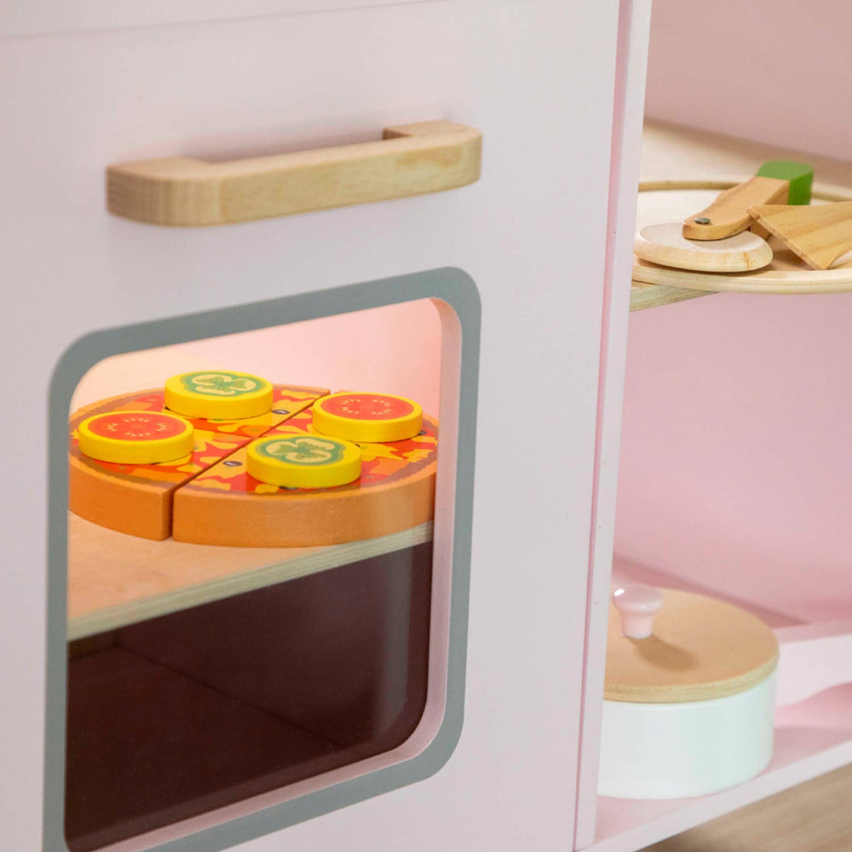 Set de pizza en bois avec accessoires – Woet - BobibeloSet de pizza en bois avec accessoires – Woet – Petit vintage – Bobibelo